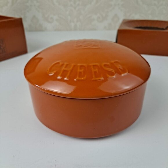 Gourmet du Village Bistro Collection Brie Baker Orange/Brown EUC In Original Box - Picture 5 of 12